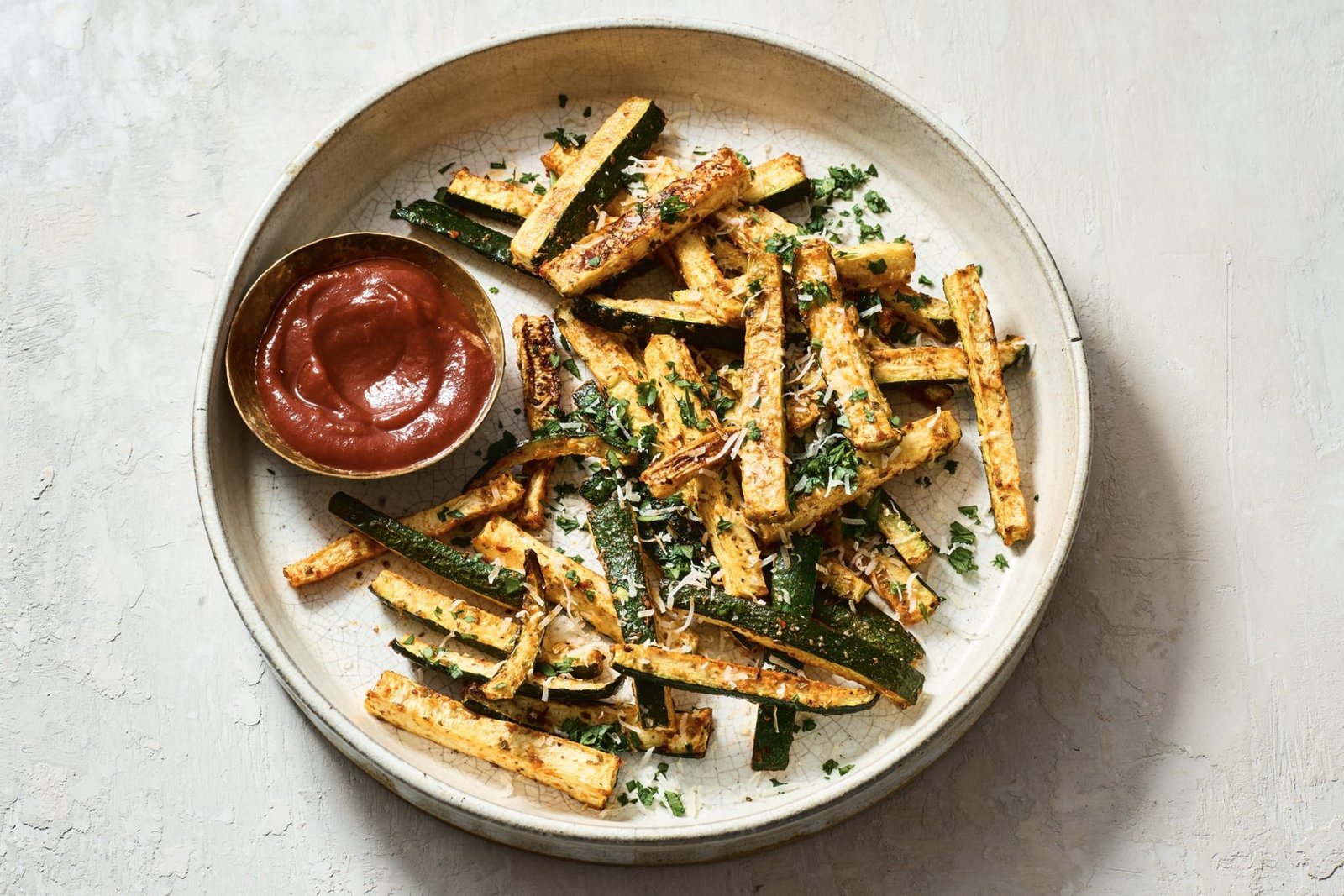 Easy and healthy vegetables: Roasted zucchini fries