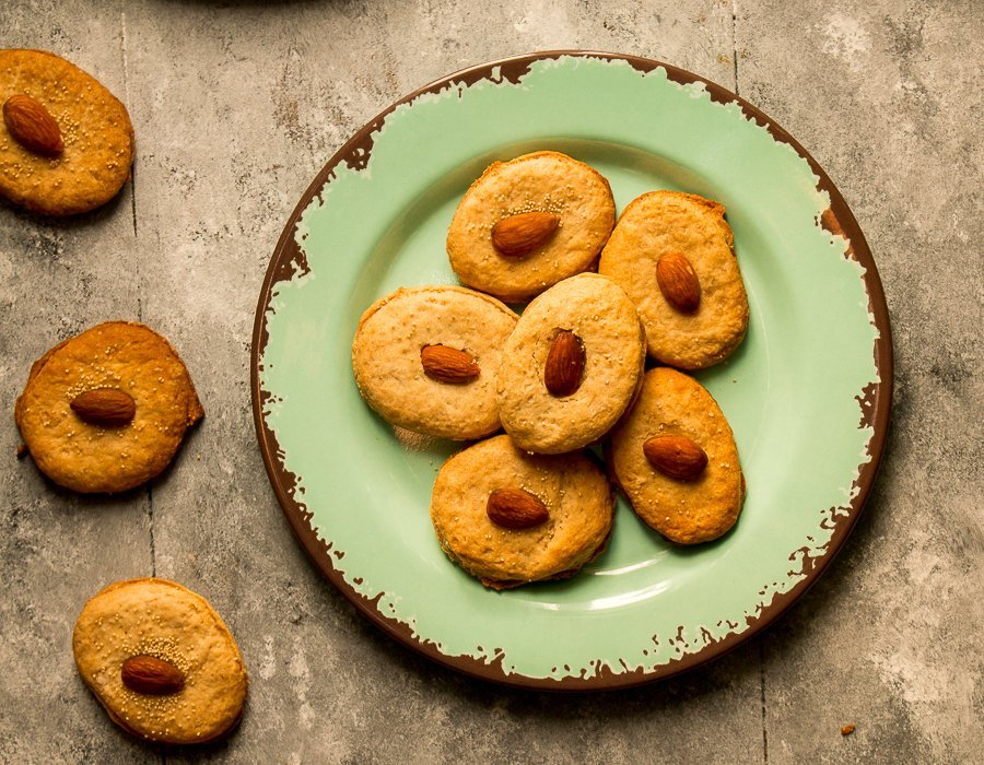 kashmiri Roth Biscuit