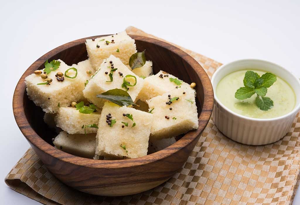 Suji-Dhokla