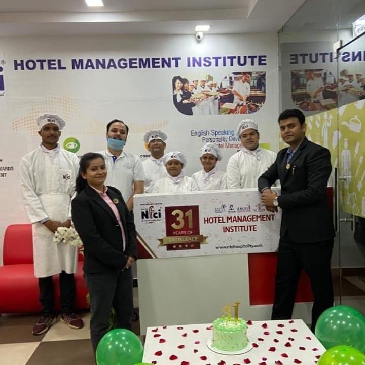 Karwa Chauth Sargi Thali cooking institute in varanasi