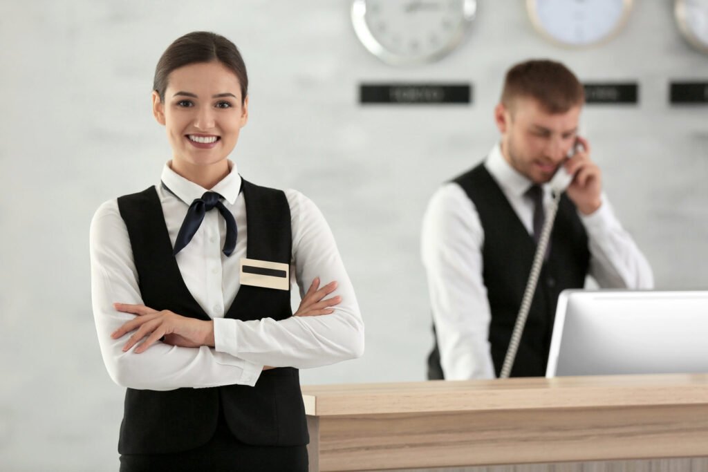 Hotel Customer Handling Tips & Training Guide