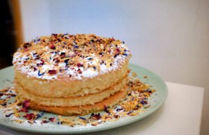 Vanilla Cake closeup, cake plate, table