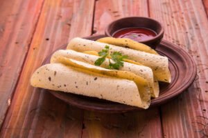 roasted-roll-papad-is-indian-traditional-started-food-side-dish