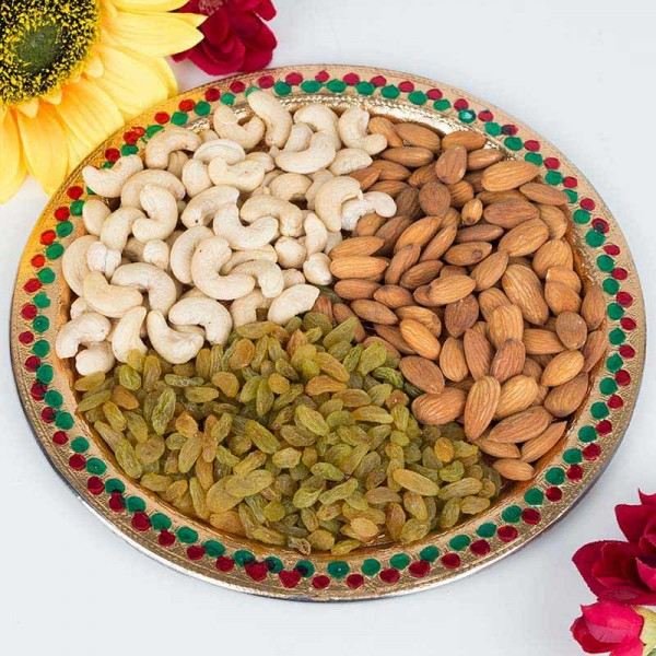 Karwa Chauth hampers under ₹2000 on Amazon