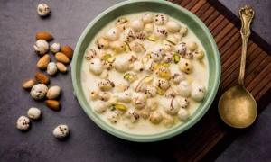 Curd with Roasted Makhana