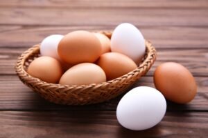 chicken eggs basket
