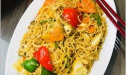 Veg. Hakka Noodles