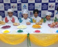holi workshop